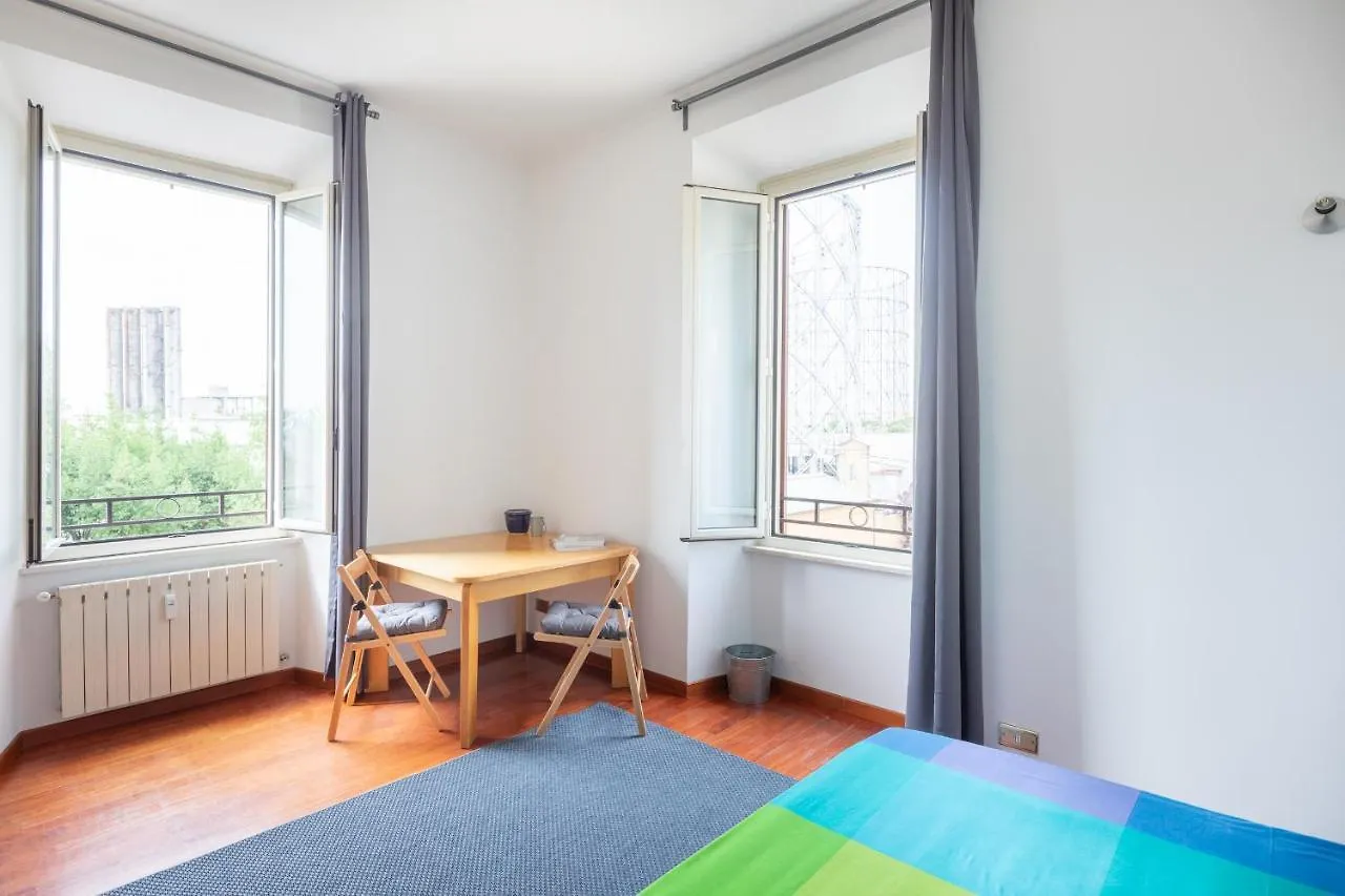 Guest house Like At Home Piramide Rome